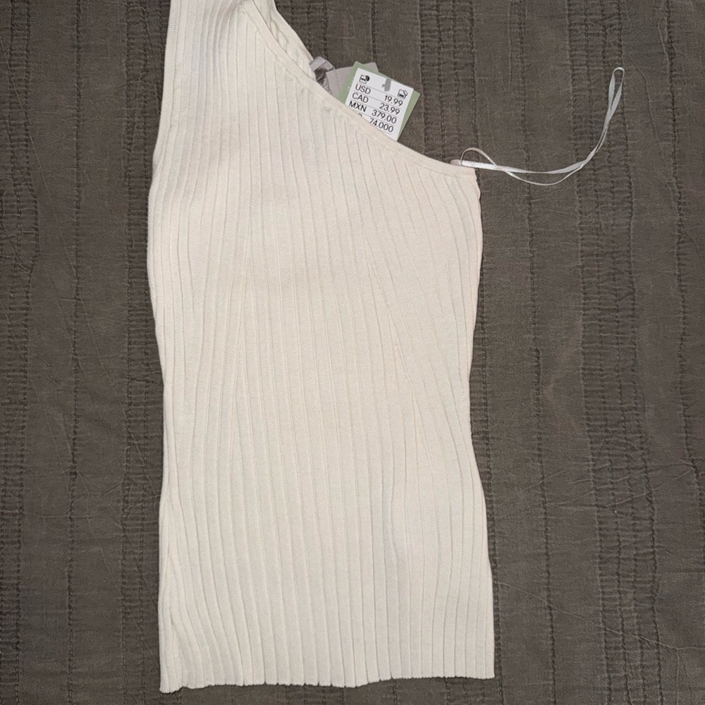 H&M Off-White Ribbed Top